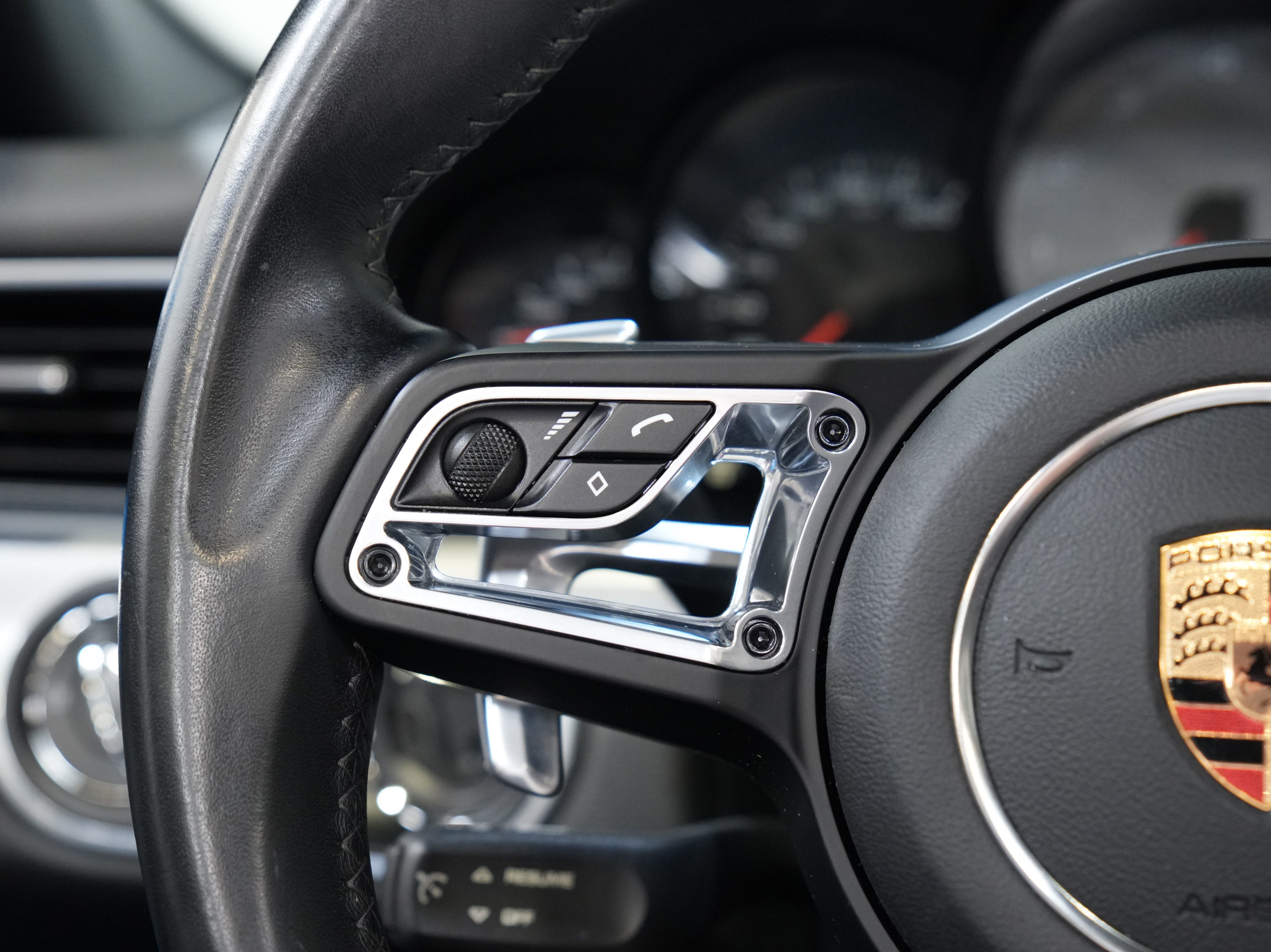 Used 2017 Porsche 911 Carrera S image 34