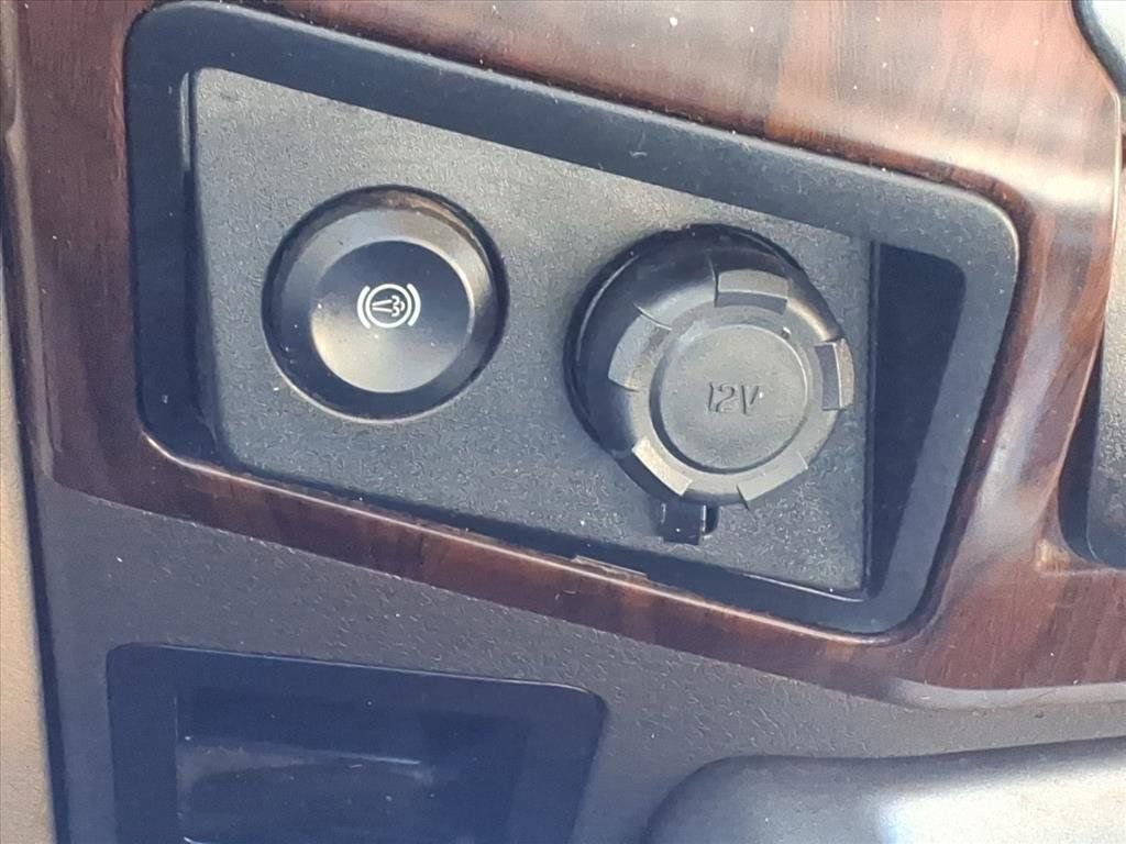 Used 2015 Ford F350 Lariat w/ Lariat Ultimate Package image 20