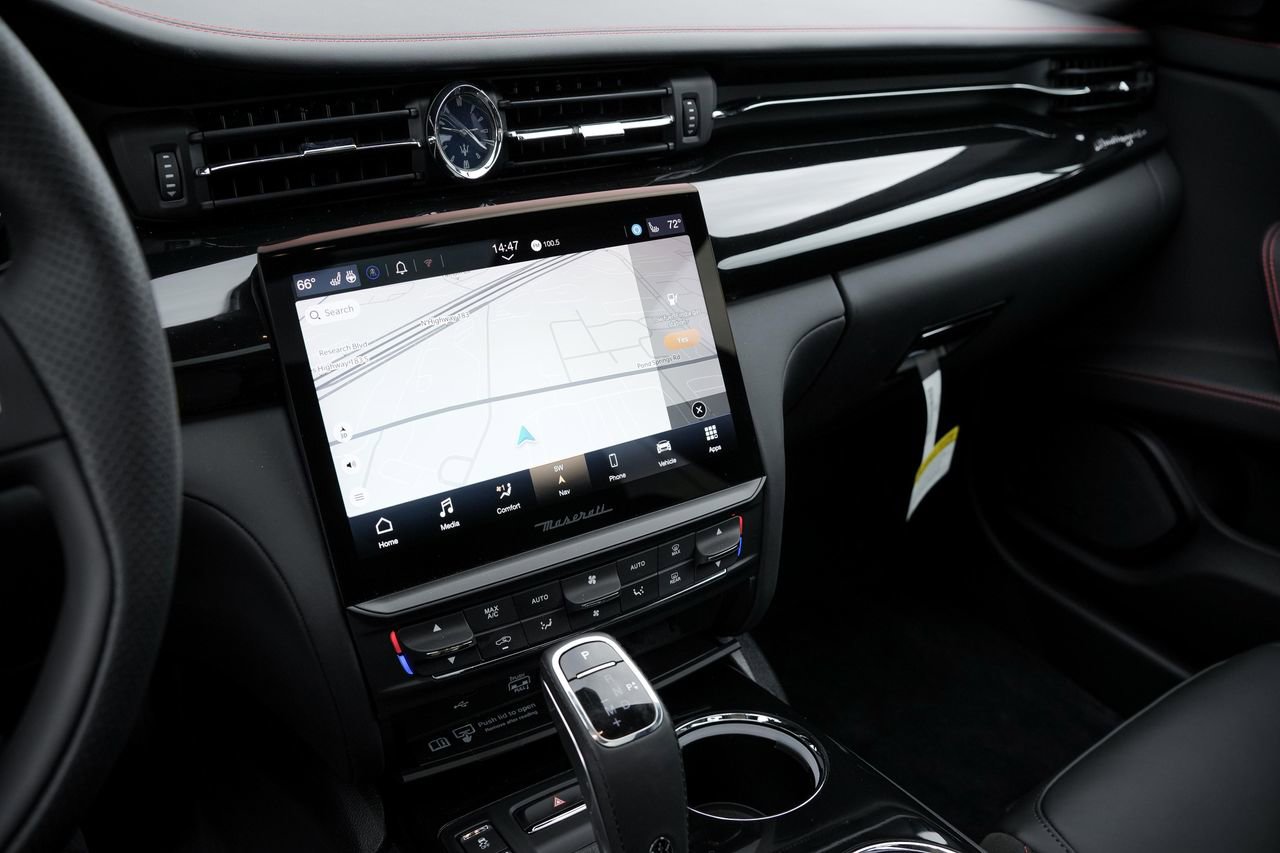 Certified 2024 Maserati Quattroporte Modena Ultima Q4 image 16