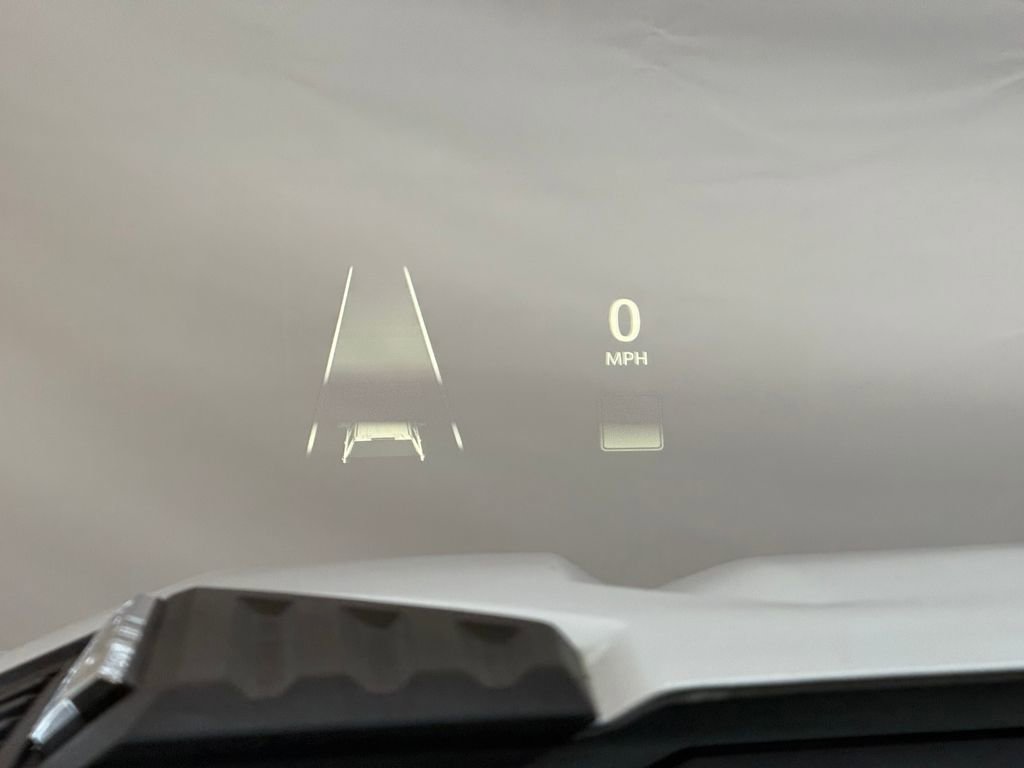 Used 2022 Chevrolet Silverado 3500 High Country w/ Technology Package image 14