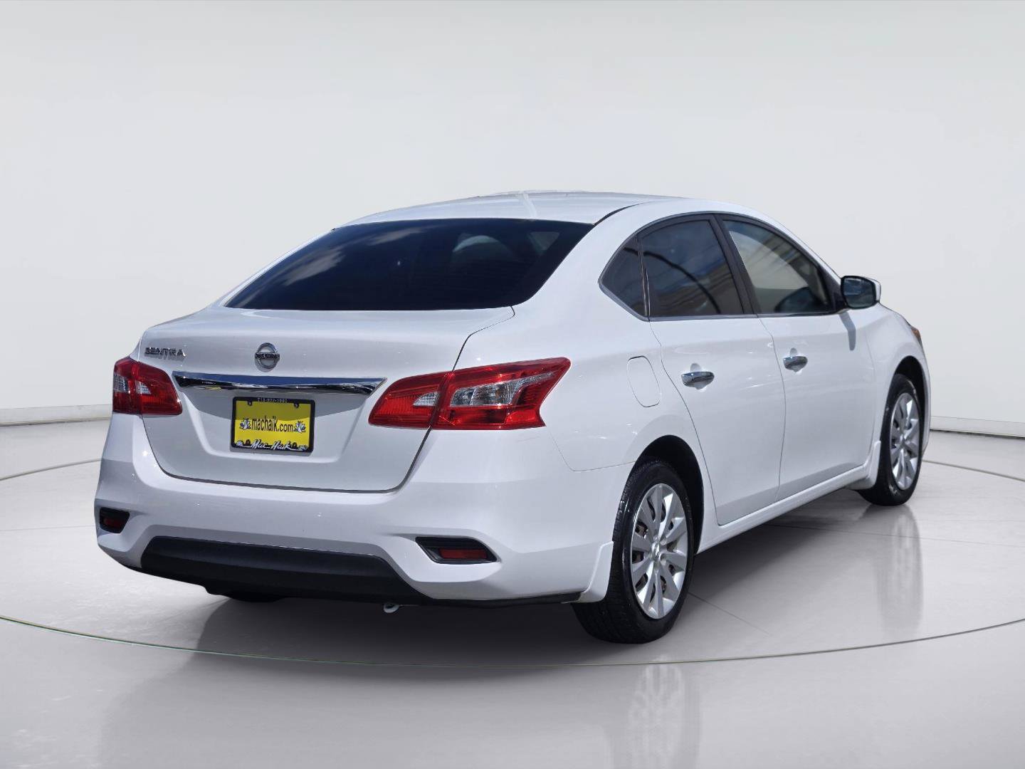 Used 2017 Nissan Sentra S FWD image 8