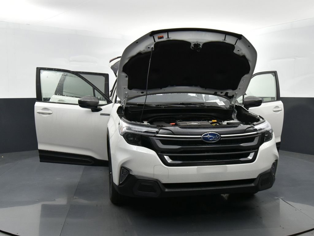 New 2025 Subaru Forester Limited image 39
