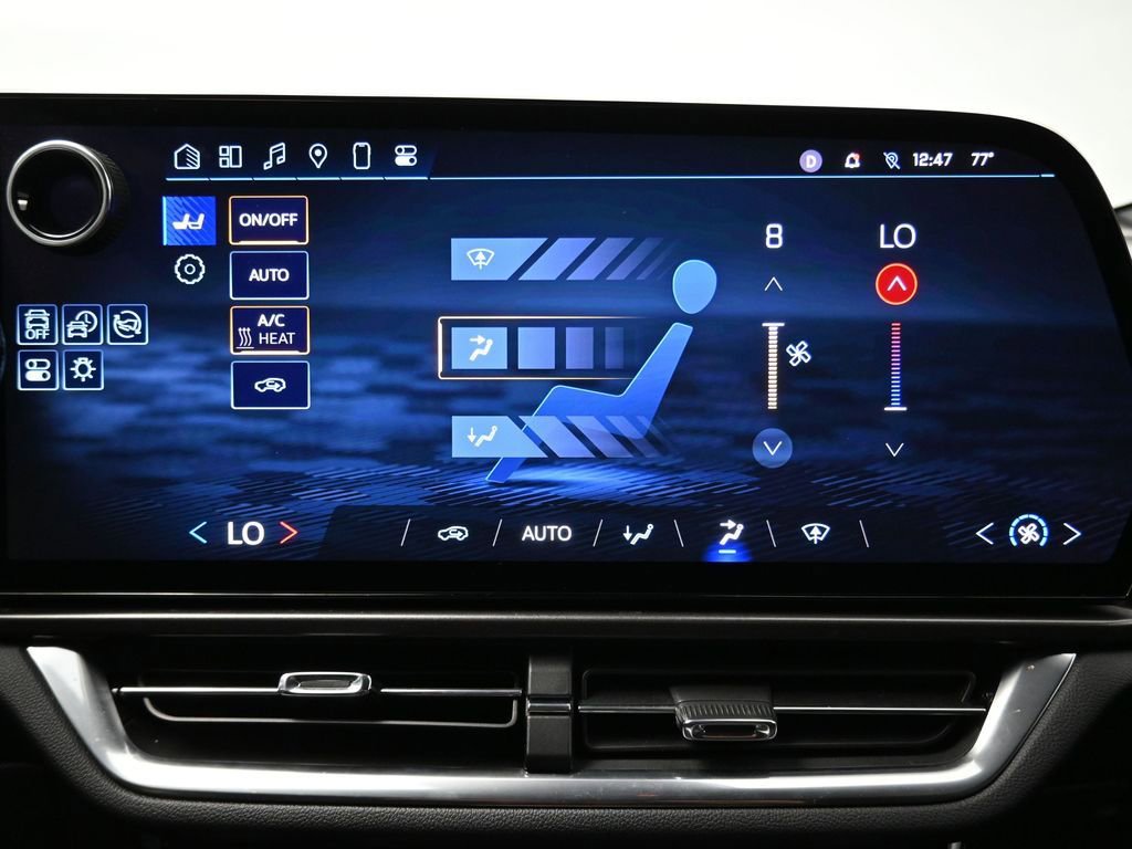 Used 2025 Chevrolet Equinox EV LT image 22