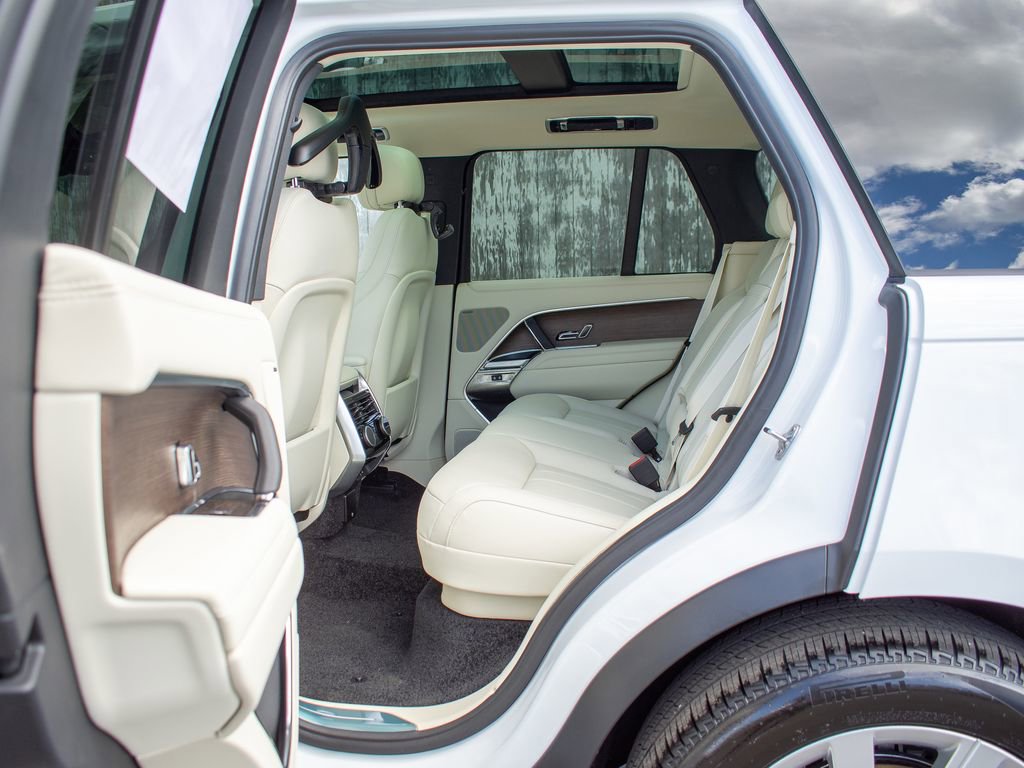 New 2026 Land Rover Range Rover SE AWD/4WD image 21