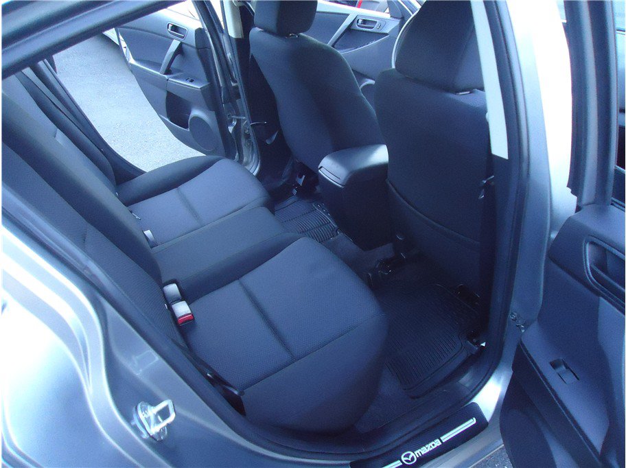 Used 2011 MAZDA MAZDA3 i Sport FWD image 16