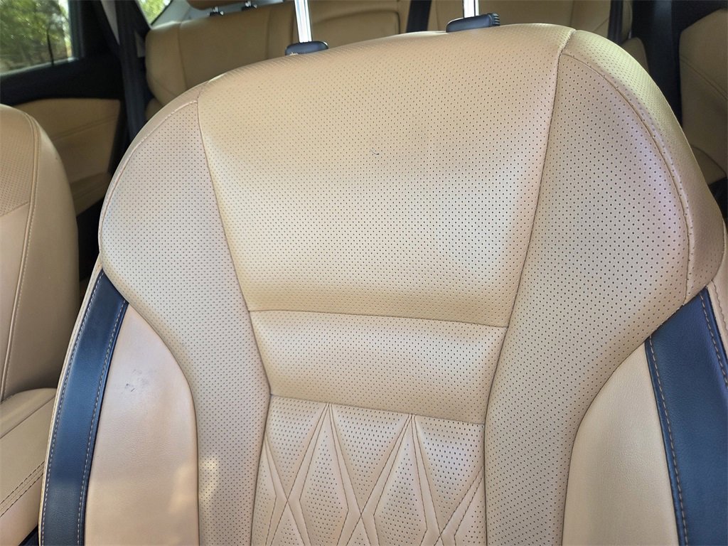 Used 2023 Nissan Rogue Platinum image 16