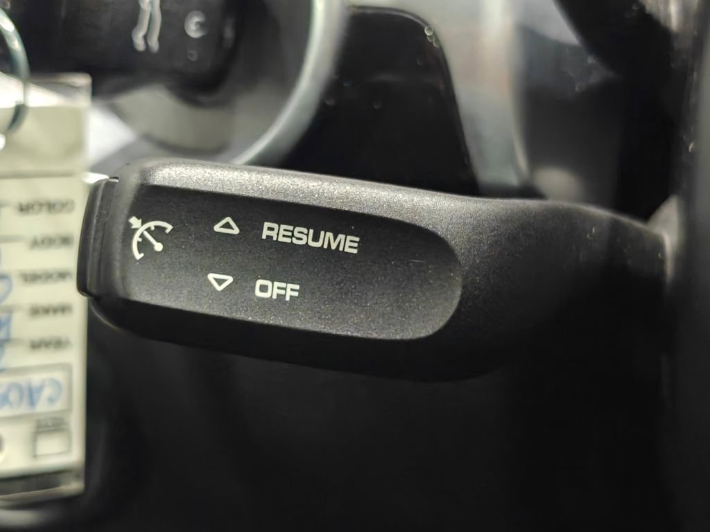 Used 2012 Porsche Cayenne image 38