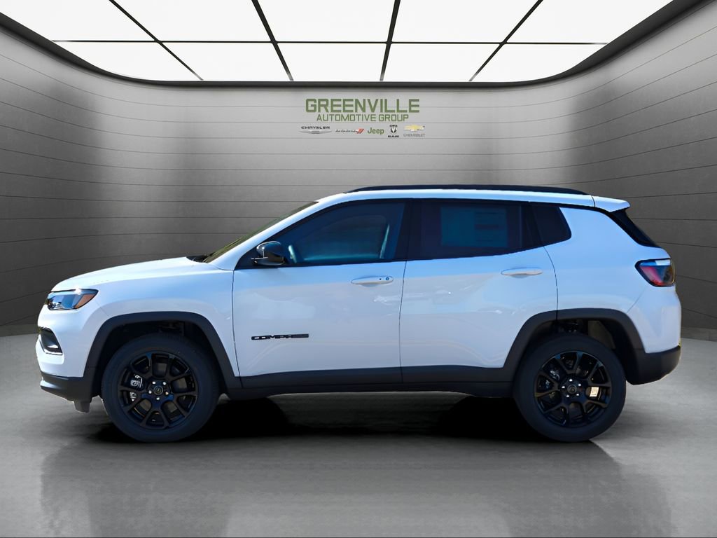 New 2026 Jeep Compass Latitude image 2
