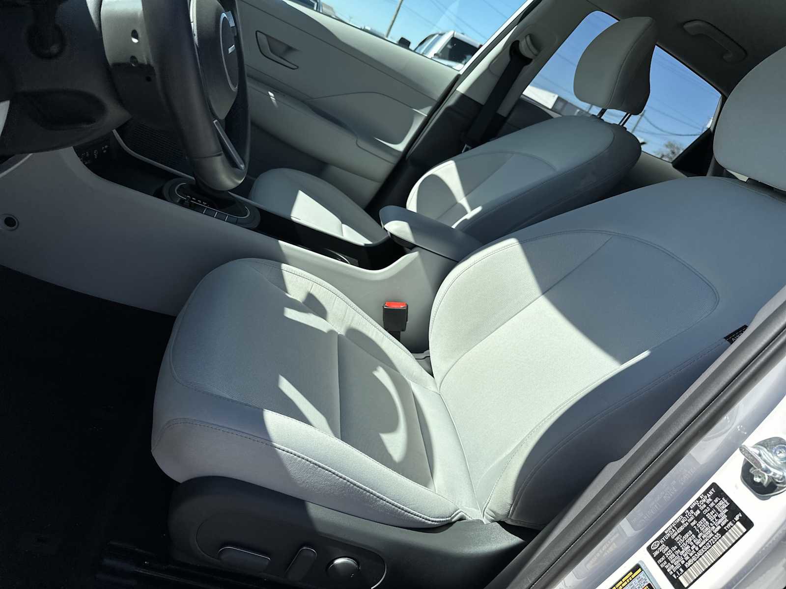 Certified 2025 Hyundai Kona SEL FWD image 12