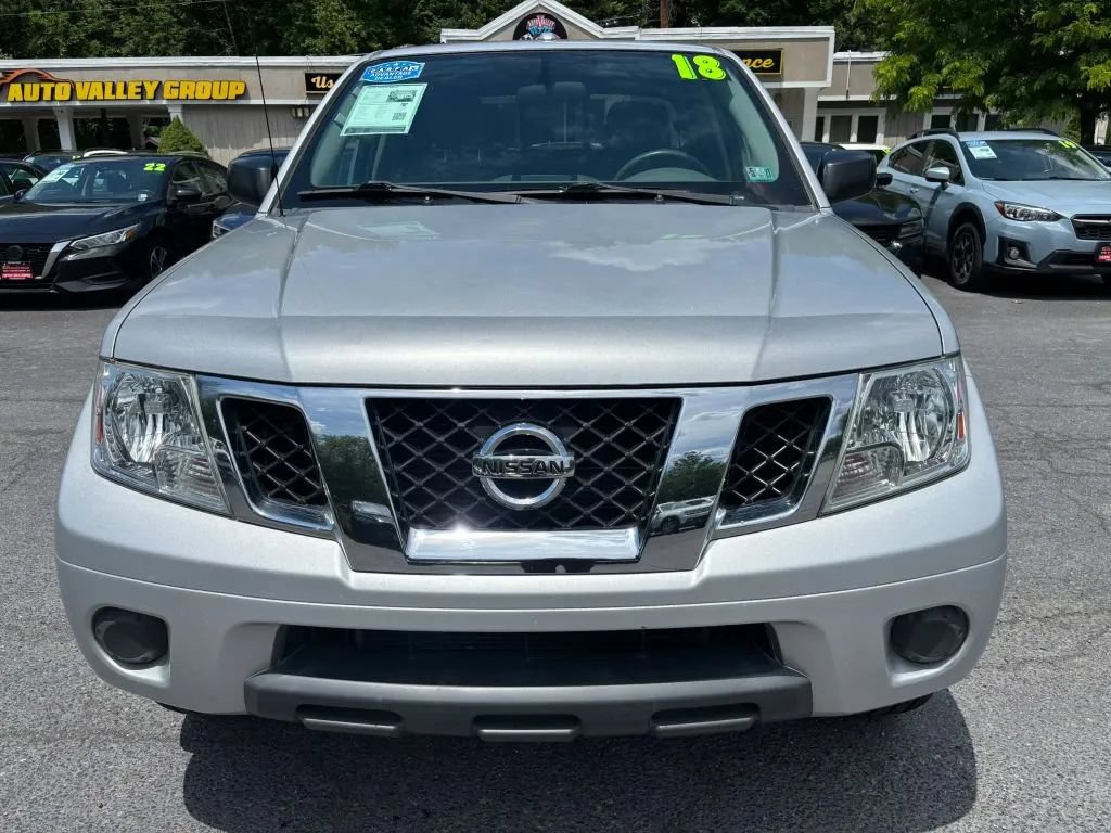 Used 2018 Nissan Frontier SV AWD/4WD image 3
