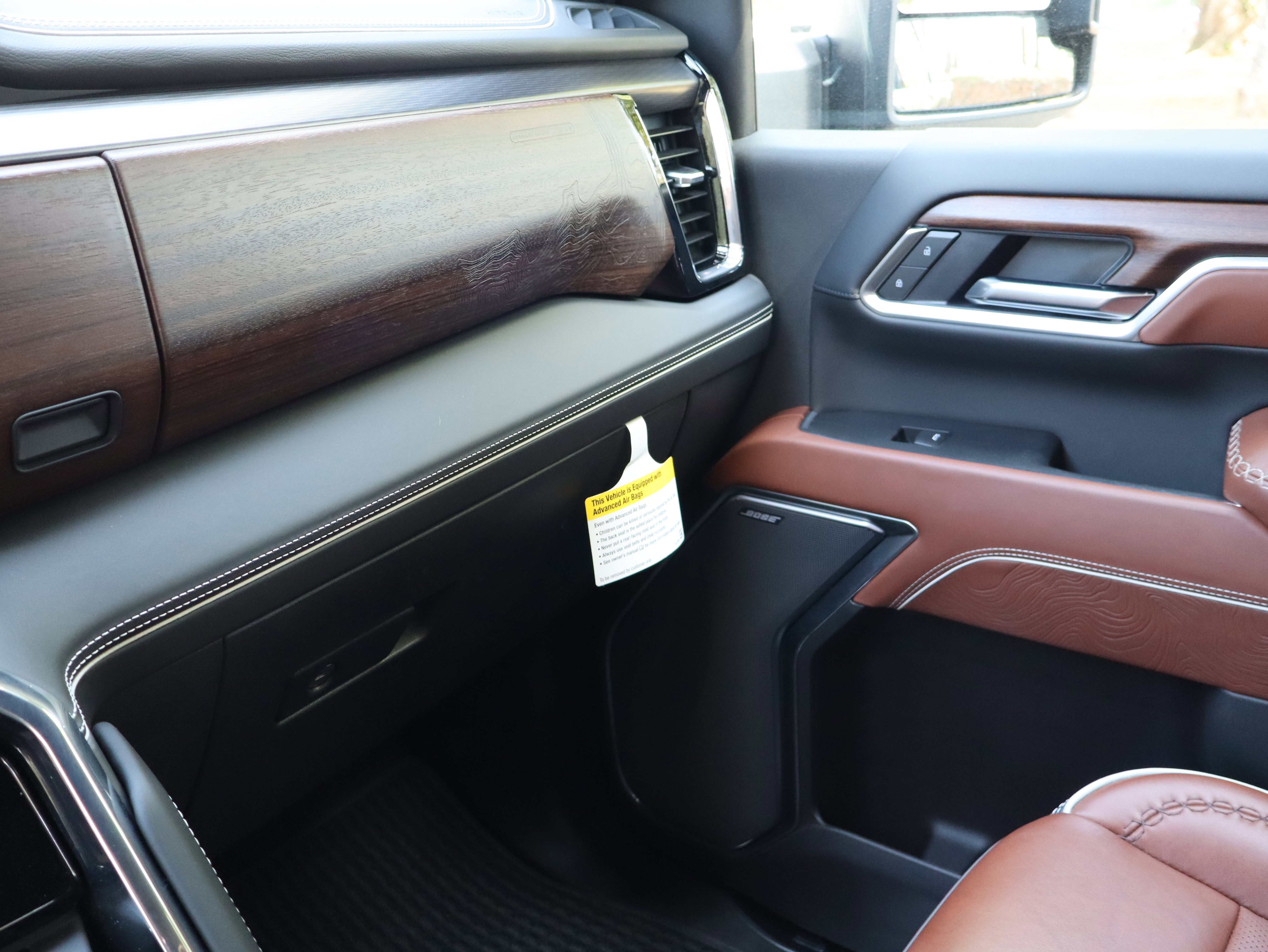 Used 2025 GMC Sierra 2500 Denali Ultimate image 38