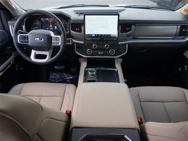 New 2024 Ford Expedition Max XLT image 19