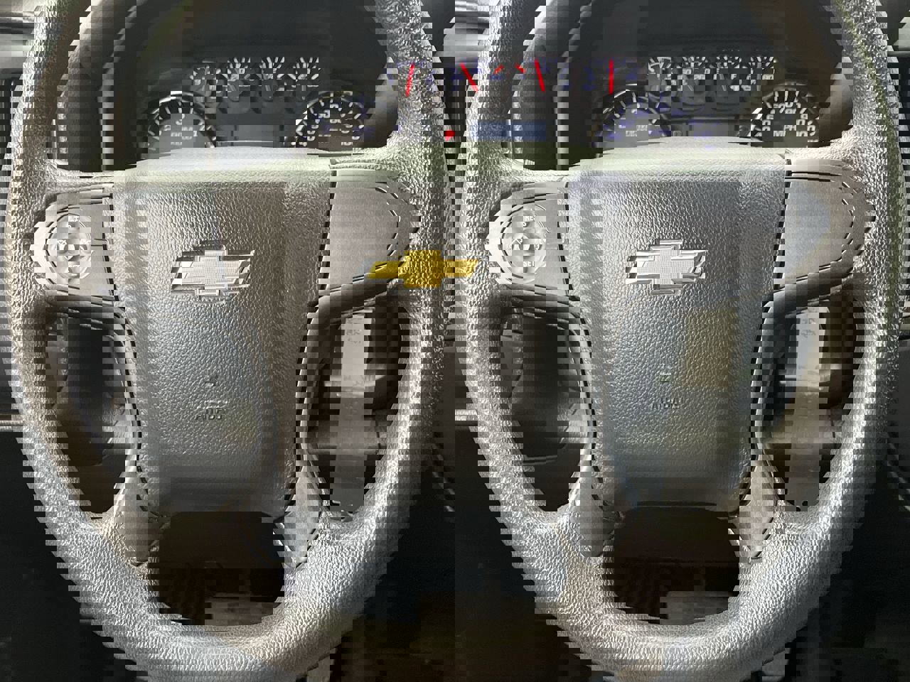 Used 2018 Chevrolet Silverado 1500 Custom w/ Custom Value Package image 11