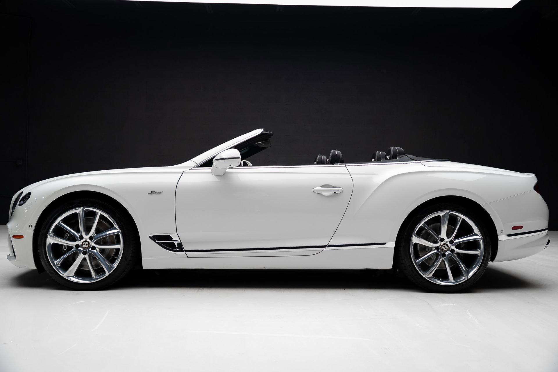 Used 2020 Bentley Continental GT image 19