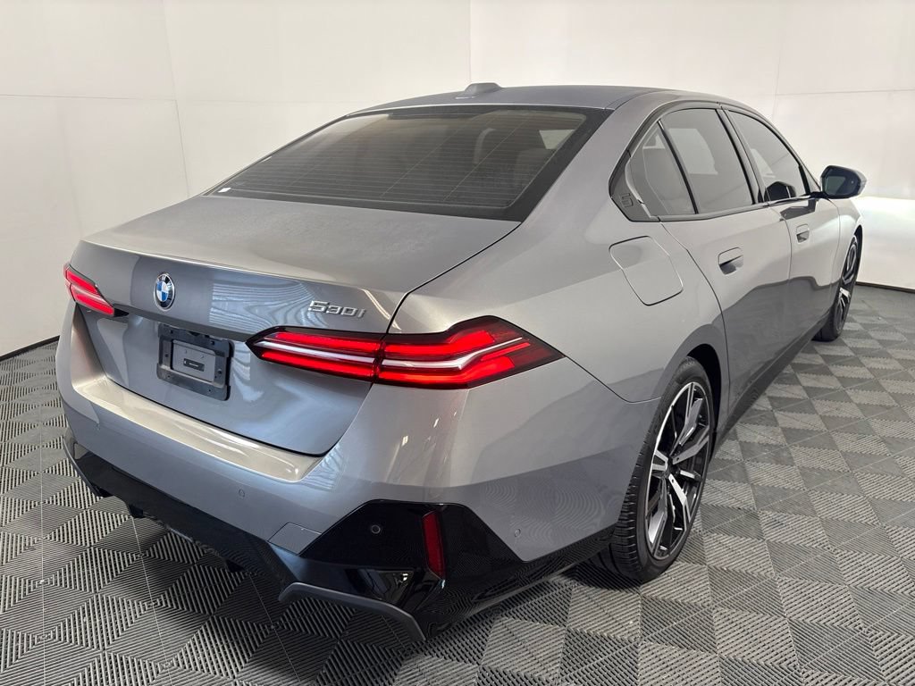 Certified 2026 BMW 530i w/ M Sport Package RWD image 5