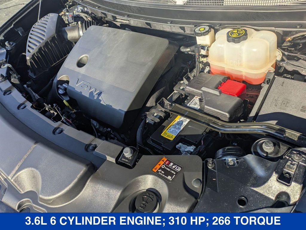 Certified 2023 Chevrolet Traverse RS image 50