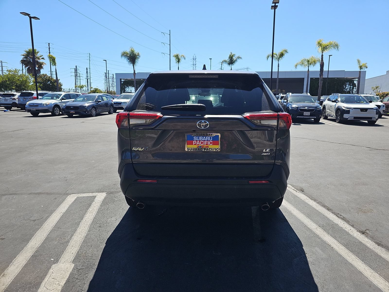 Used 2023 Toyota RAV4 LE AWD/4WD image 6