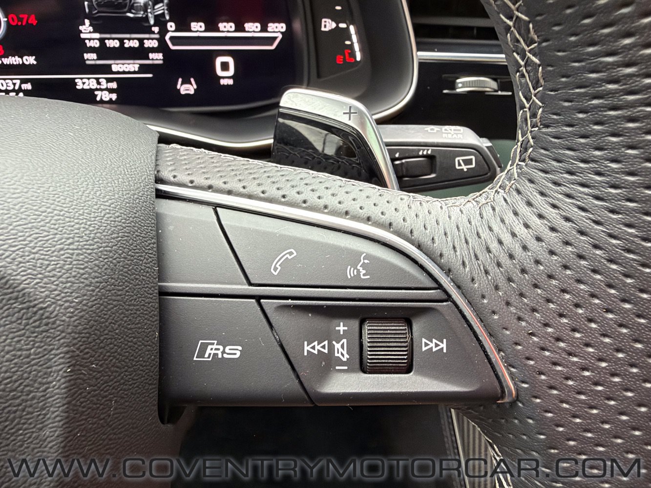 Used 2024 Audi RS Q8 AWD/4WD image 38