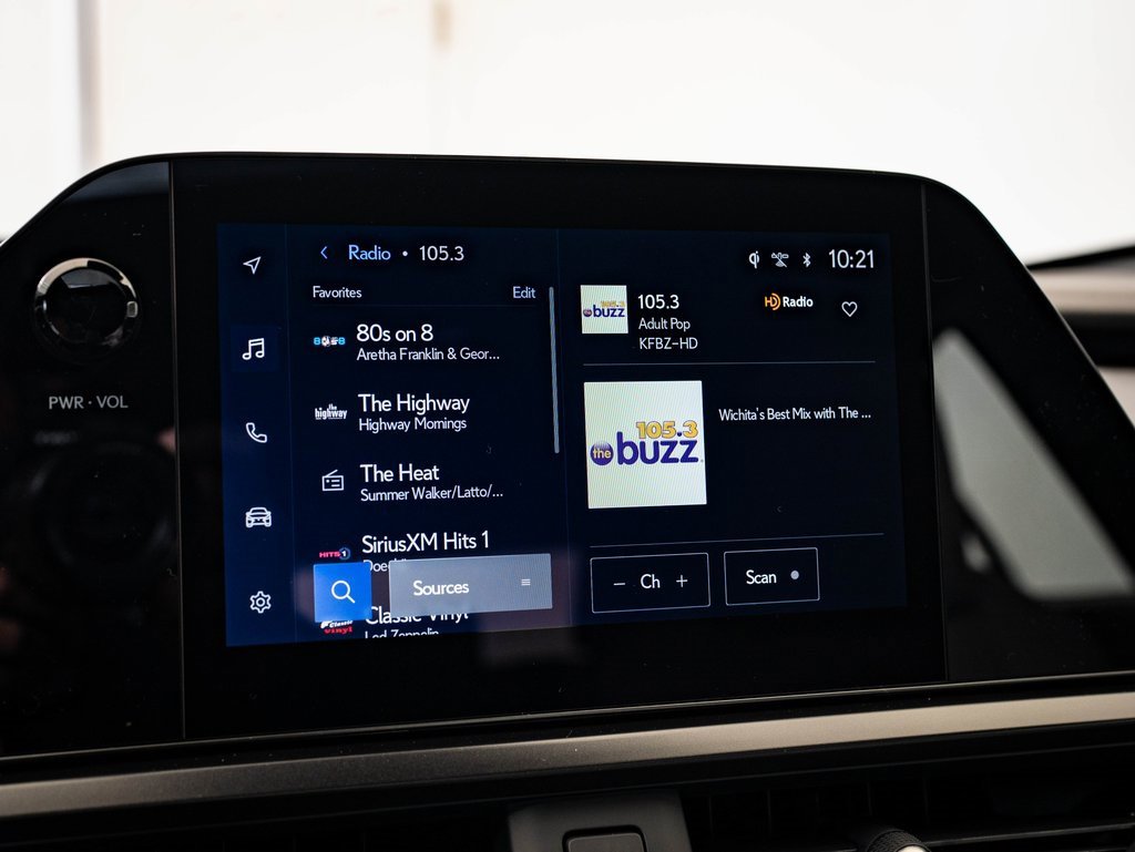 New 2025 Lexus UX 300h AWD image 29