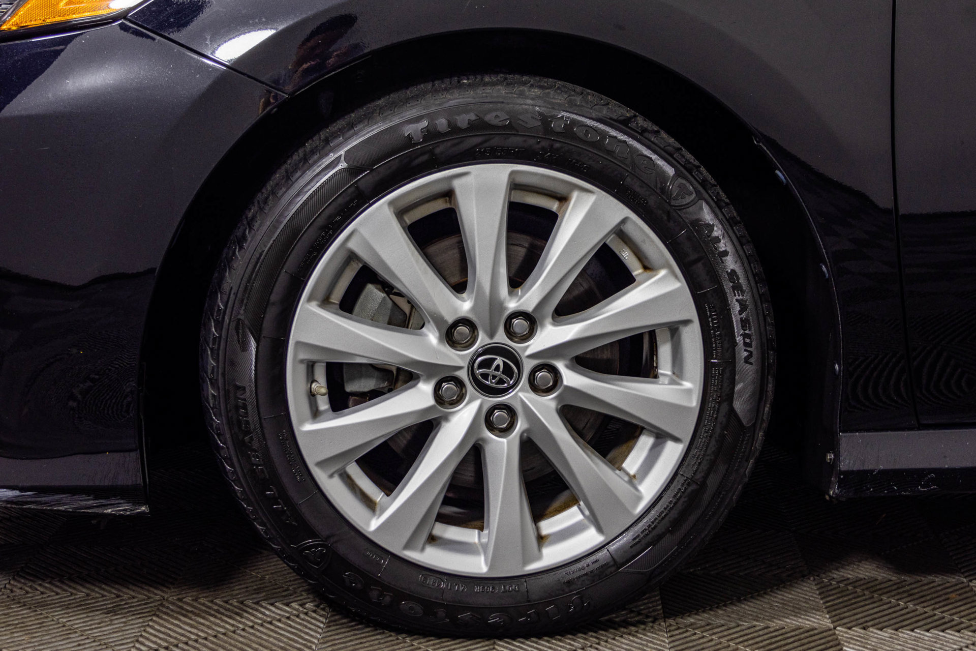 Used 2018 Toyota Camry LE FWD image 47