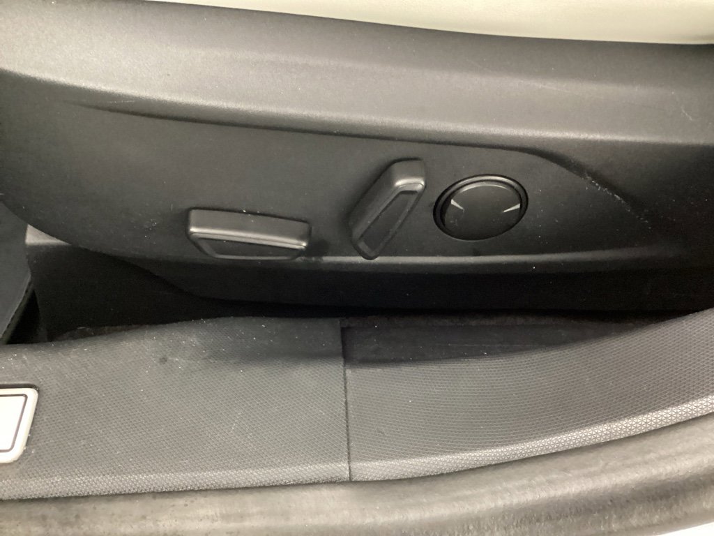 Used 2021 Ford Mustang Mach-E Premium image 16