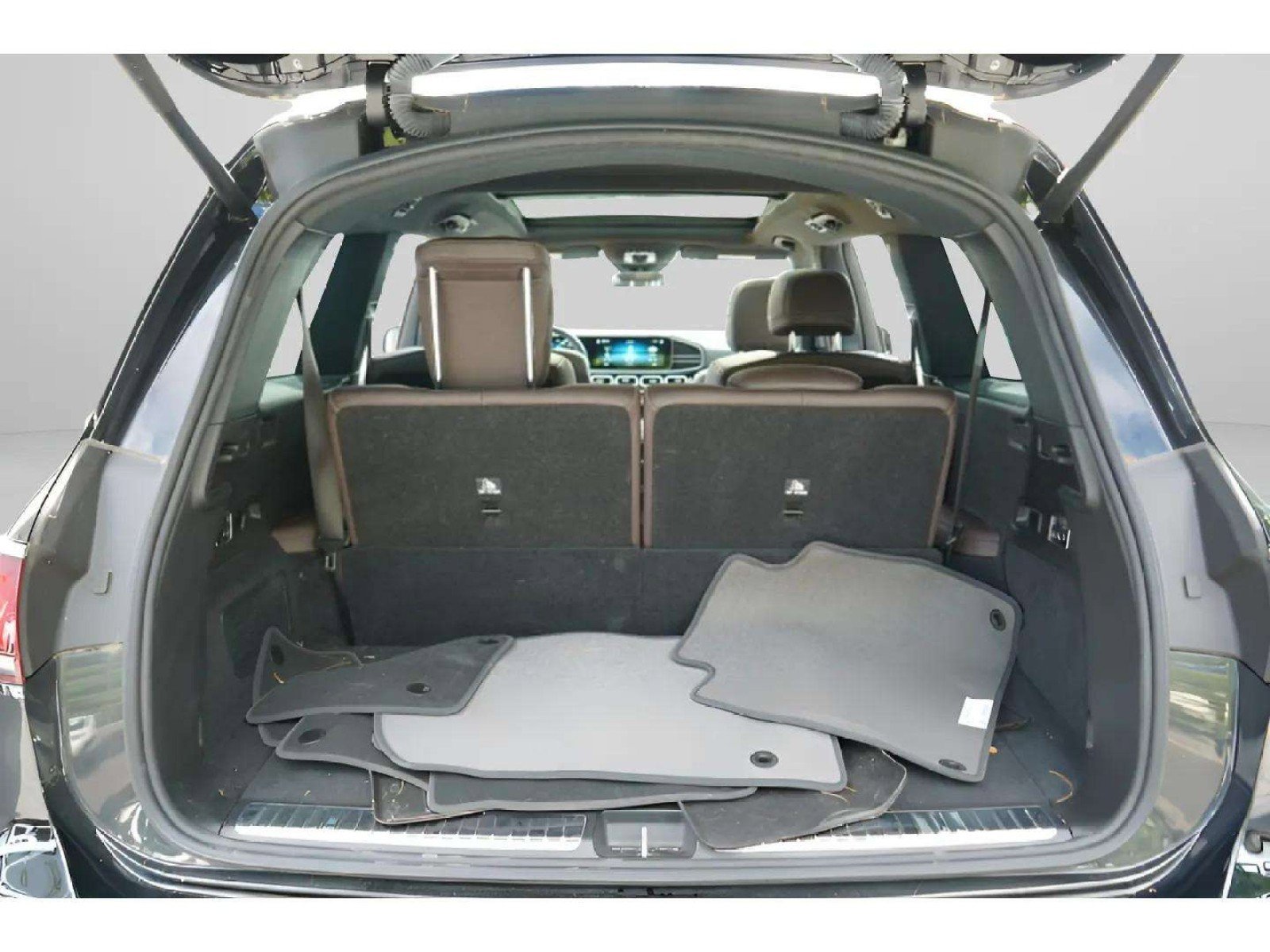 Used 2022 Mercedes-Benz GLS 450 4MATIC image 57