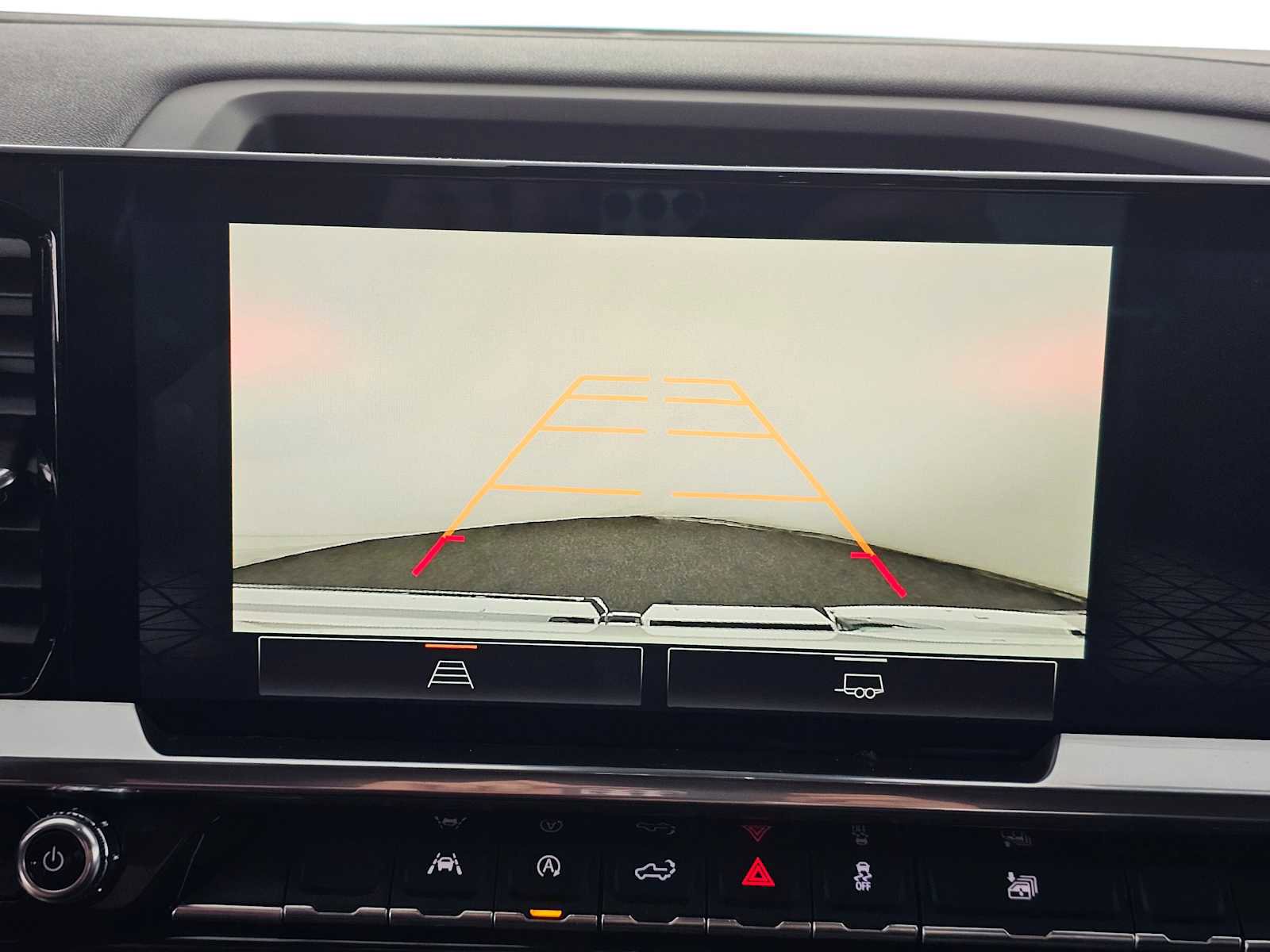 Used 2024 GMC Sierra 1500 Elevation image 26