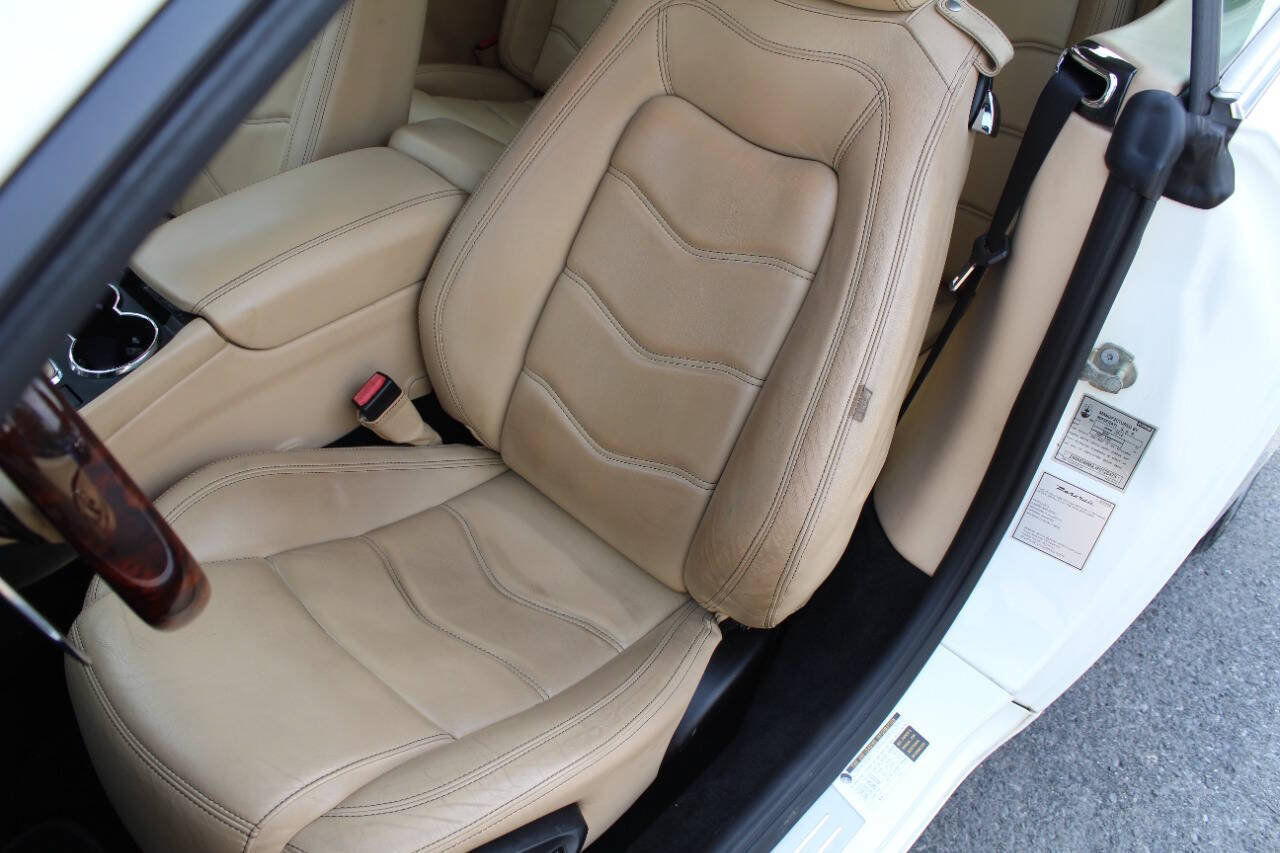 Used 2015 Maserati GranTurismo Convertible RWD image 3