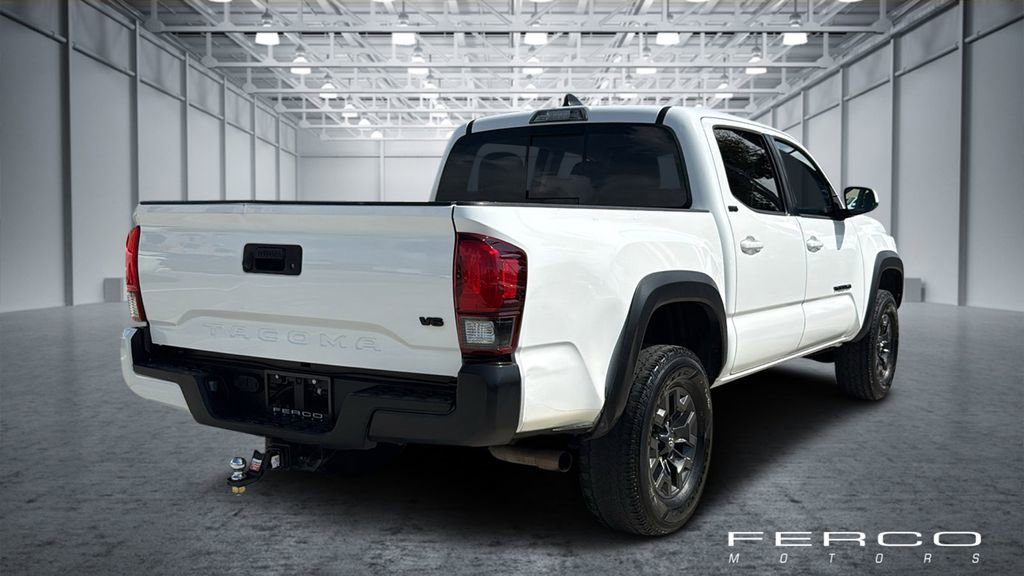 Used 2021 Toyota Tacoma SR5 w/ Trail Edition image 5