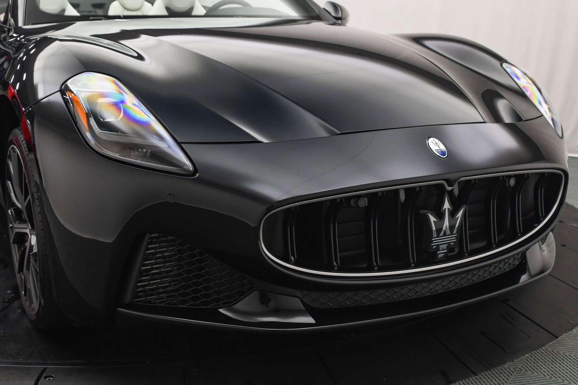 New 2025 Maserati GranCabrio Modena image 24