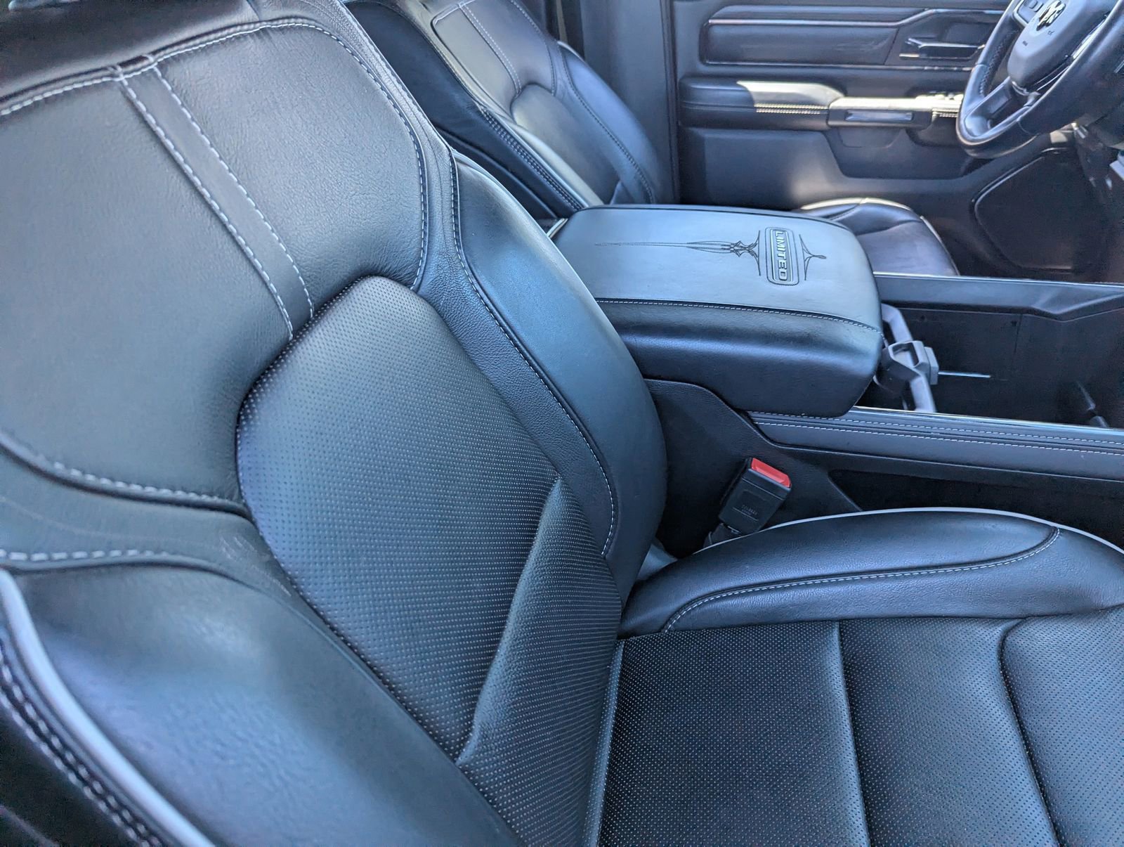 Used 2023 RAM 1500 Limited image 10