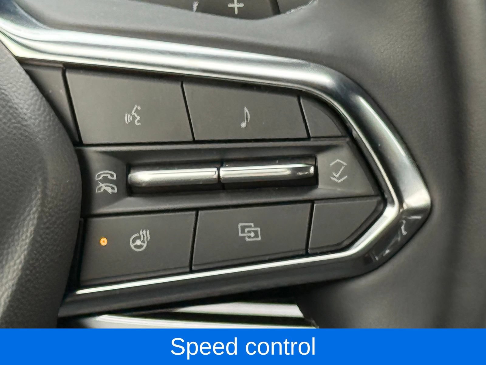 Used 2026 Chevrolet Equinox LT AWD/4WD image 36