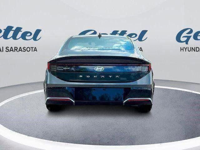 New 2025 Hyundai Sonata SEL image 6