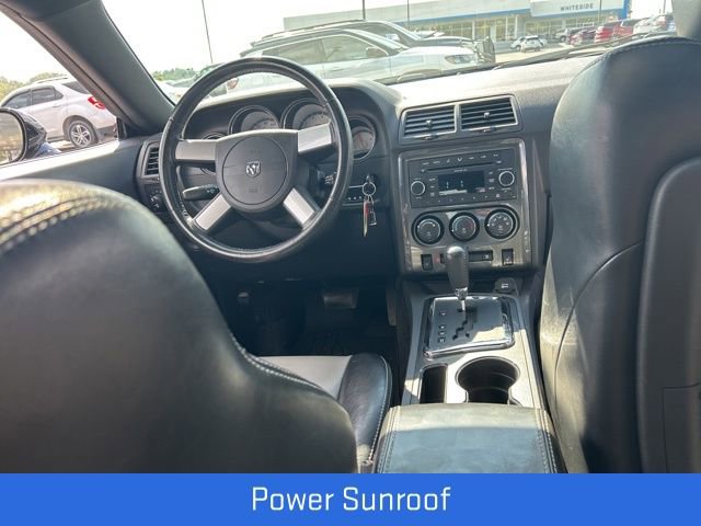 Used 2009 Dodge Challenger R/T RWD image 6