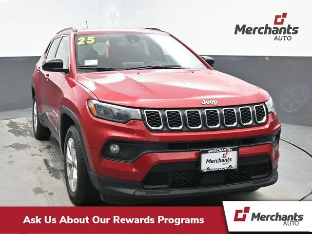 Used 2025 Jeep Compass Latitude AWD/4WD video 1