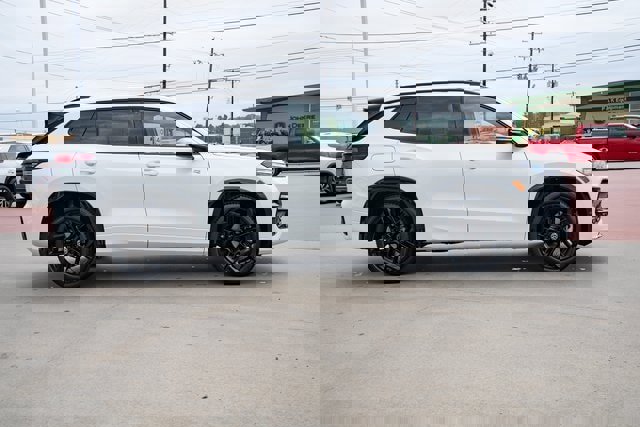 New 2026 Volkswagen Tiguan SE R-Line image 7