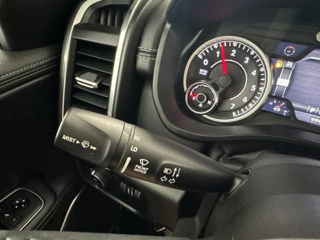 Used 2019 RAM 1500 Laramie AWD/4WD image 32