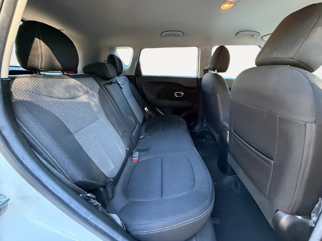 Used 2018 Kia Soul + FWD image 14