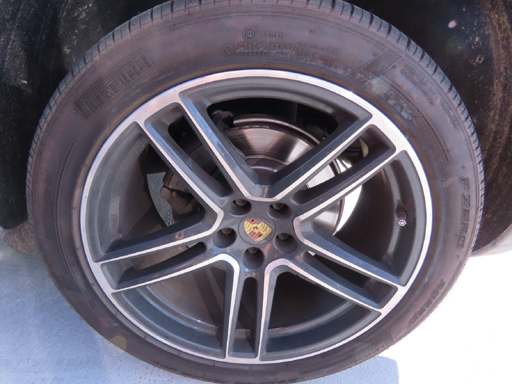 Used 2020 Porsche Macan S AWD/4WD image 15