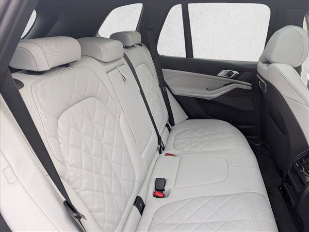 New 2026 BMW X5 xDrive50e image 16