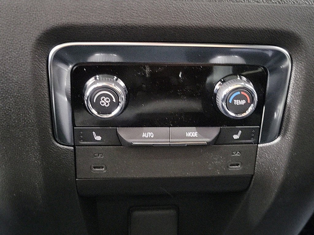 New 2026 Chevrolet Suburban Premier w/ Sun And Tow Package image 15