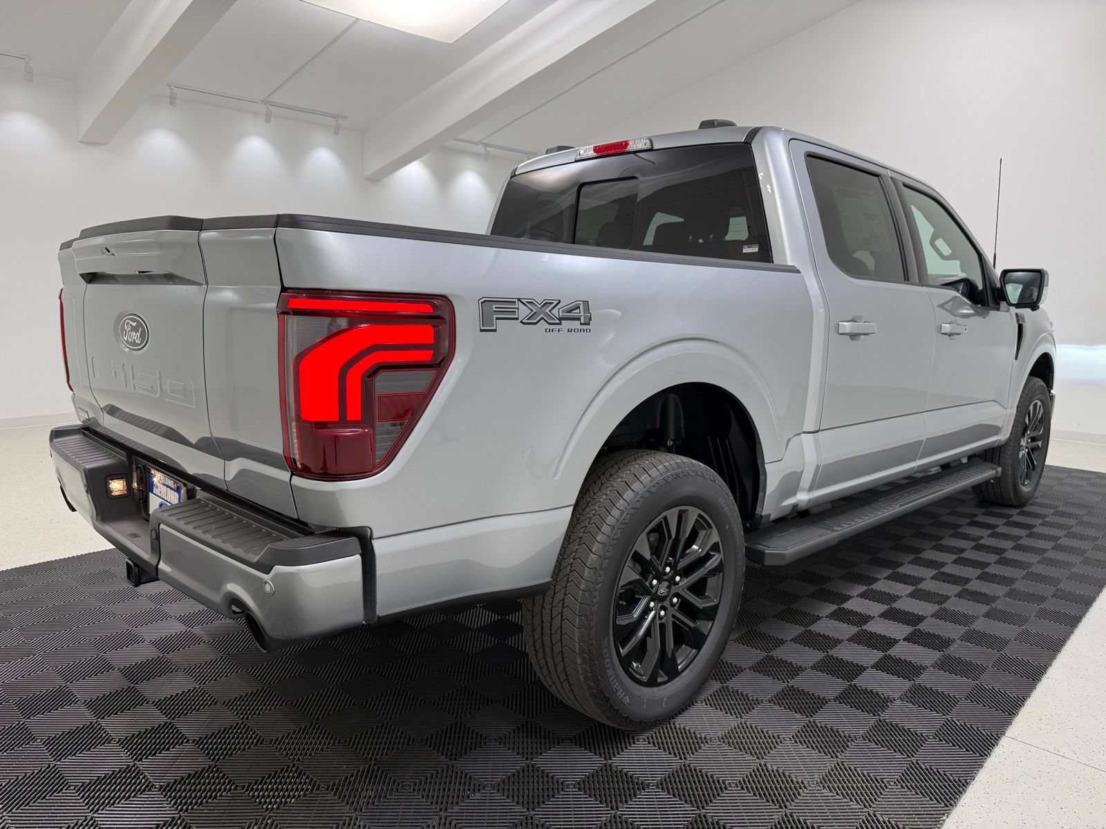 New 2026 Ford F150 Lariat w/ Equipment Group 501A Mid AWD/4WD image 7