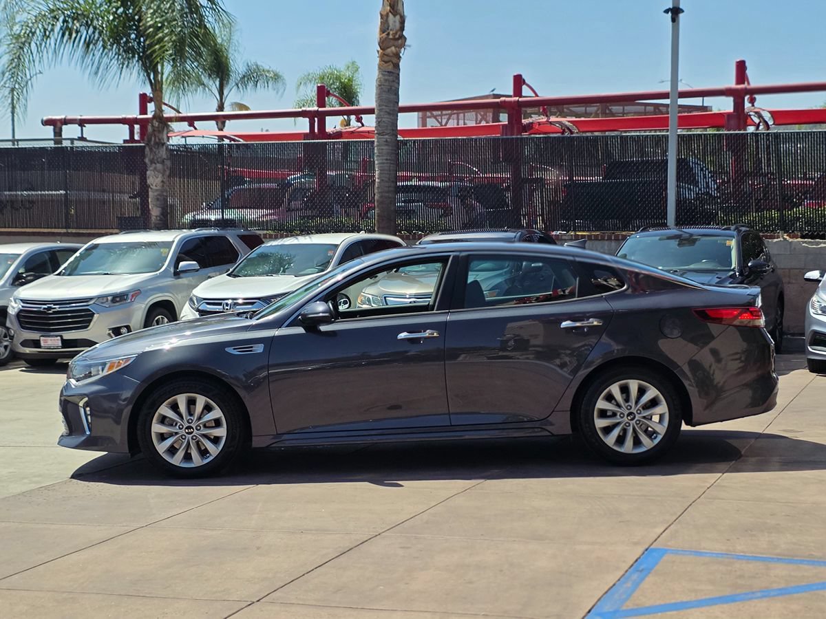 Used 2018 Kia Optima S FWD image 9