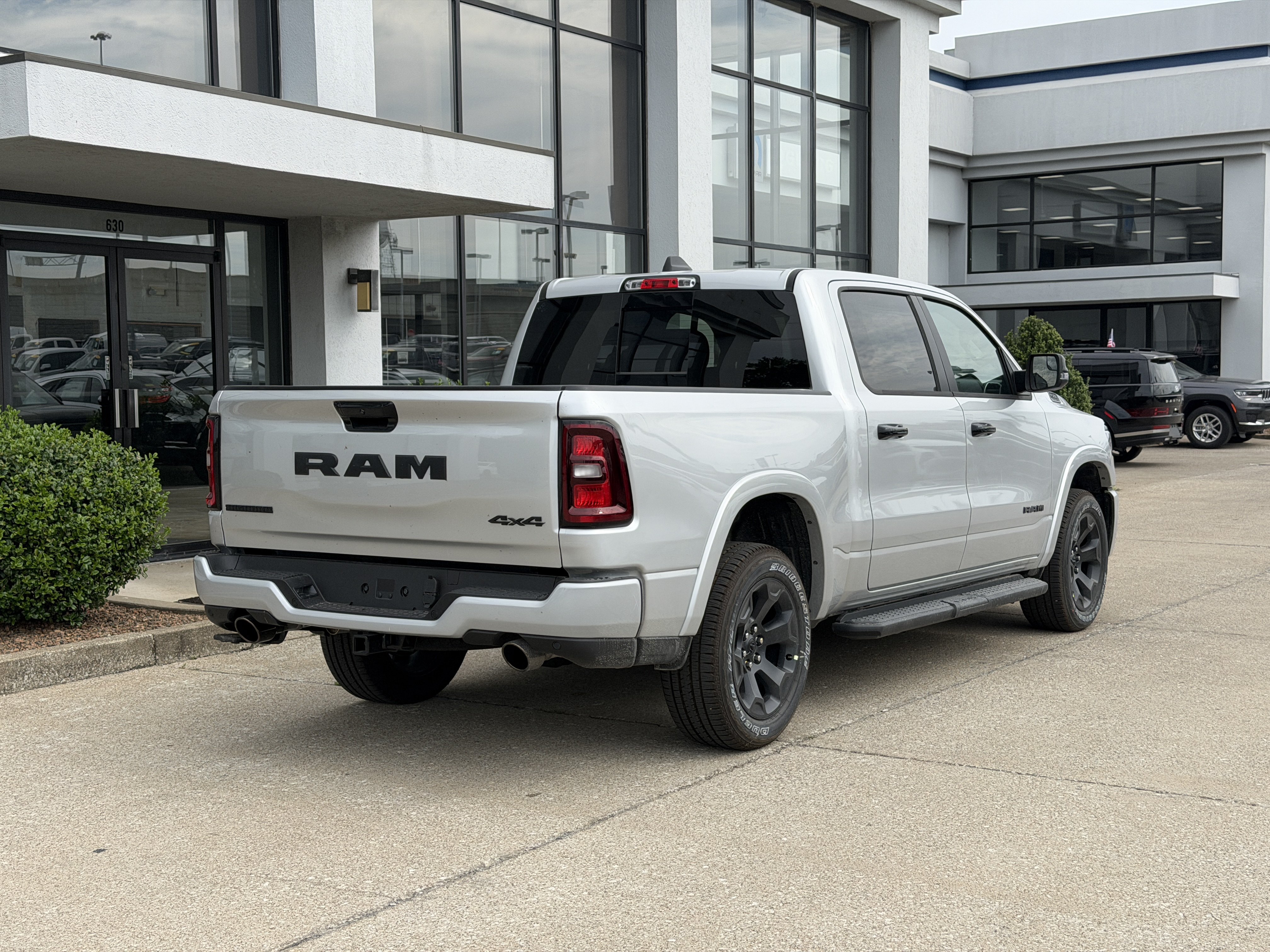 New 2026 RAM 1500 Big Horn w/ Night Edition AWD/4WD image 4