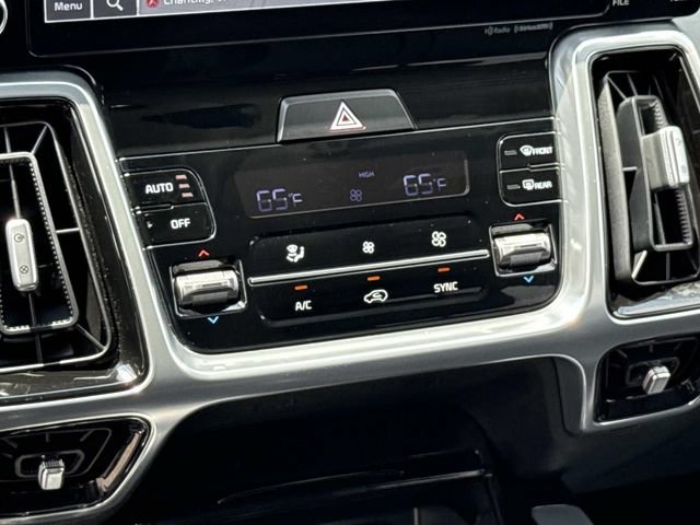 Used 2023 Kia Sorento SX FWD image 22