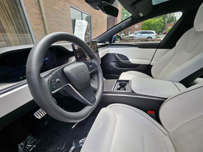 Used 2023 Tesla Model S Plaid AWD/4WD image 35