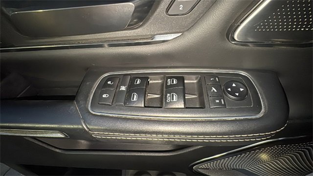 Used 2019 RAM 1500 Limited image 15