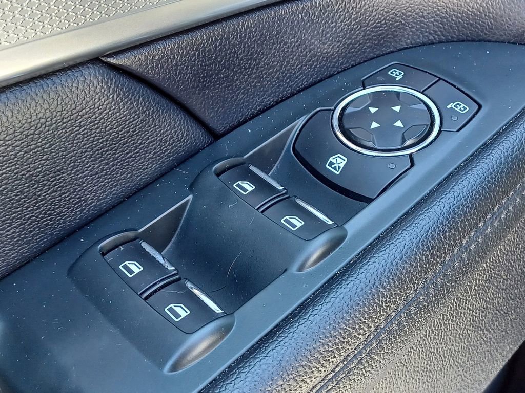 Used 2019 Ford Explorer XLT AWD/4WD image 11