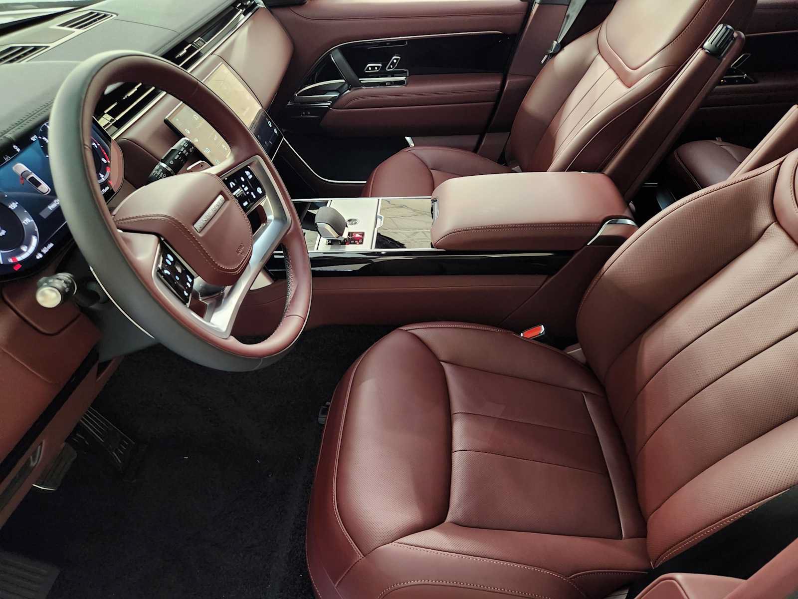 New 2026 Land Rover Range Rover SE AWD/4WD image 13