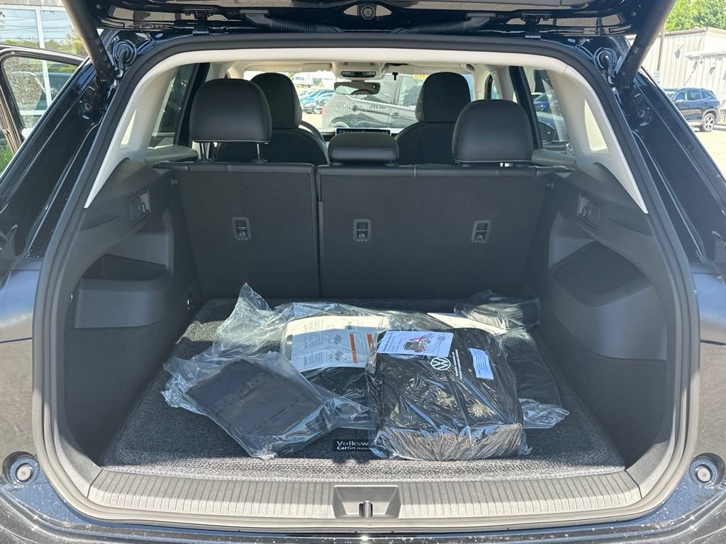 New 2026 Volkswagen Tiguan SE AWD/4WD image 22